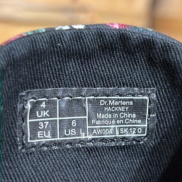 Dr. Martens Hackney 7-Eye Pink Rose Floral Black Canvas Ankle Boot Womens Size 6 - Picture 11 of 11